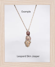 Load image into Gallery viewer, Earthy Standard Hemp Necklace